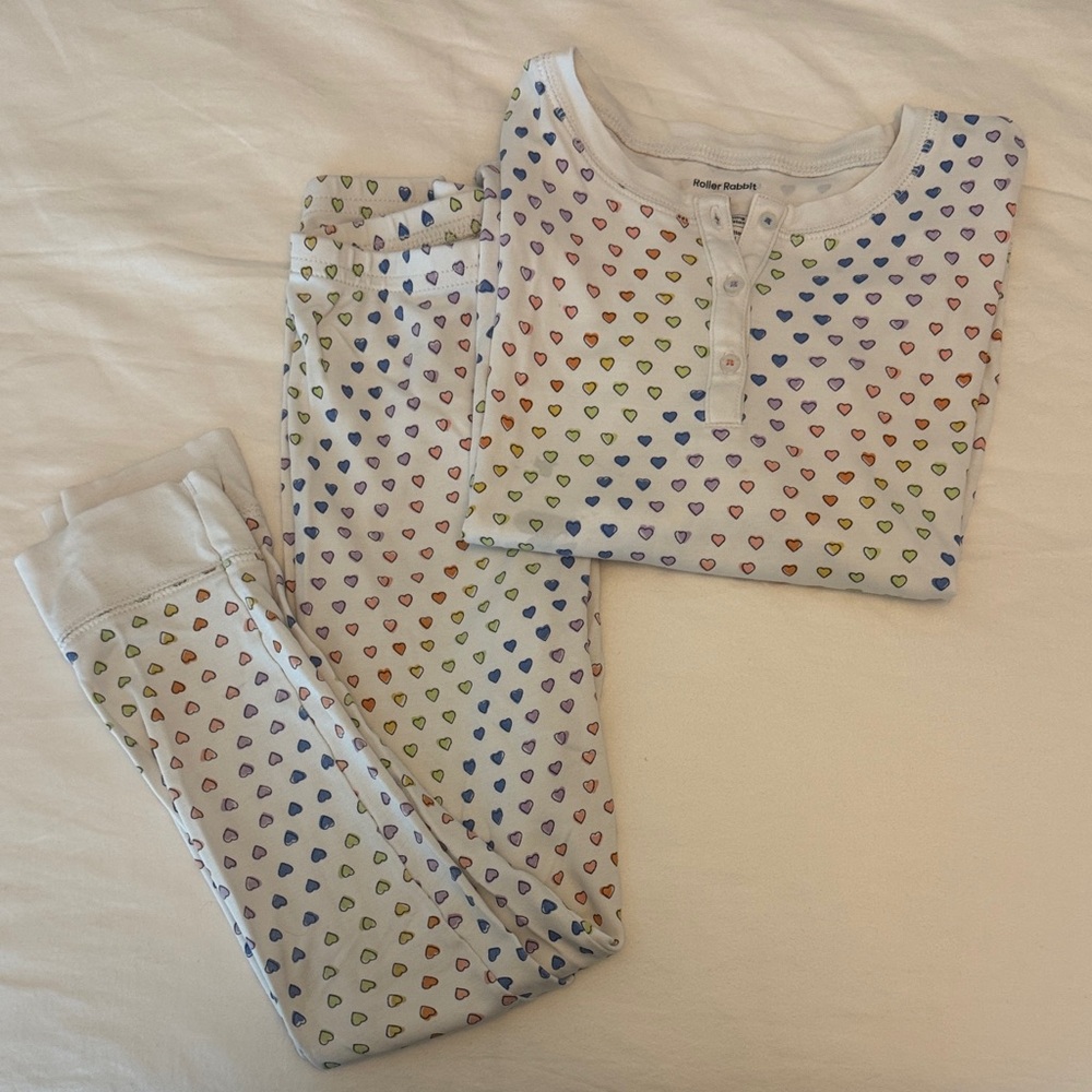 Roller Rabbit White Kids Pajama Set with Multicolor Heart Print